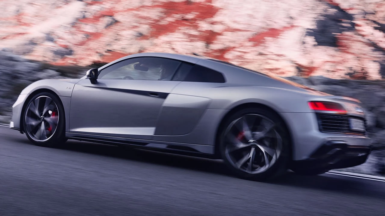 Audi R8 Coupé V10 RWD 02