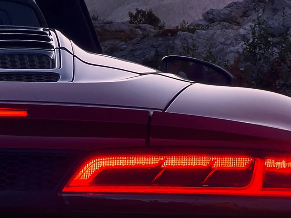 Audi R8 Spyder V10 RWD 01