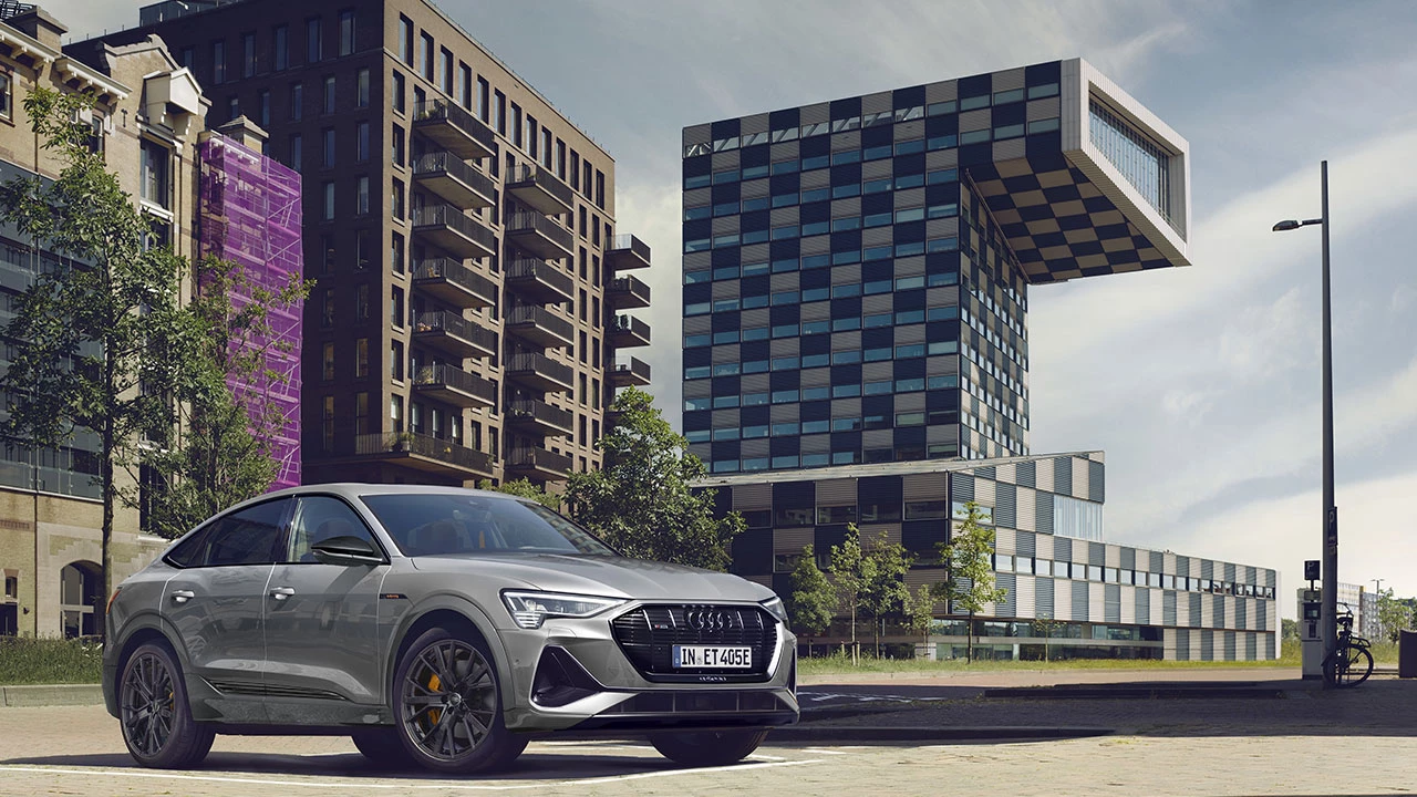 Audi Etron S Sportback 1