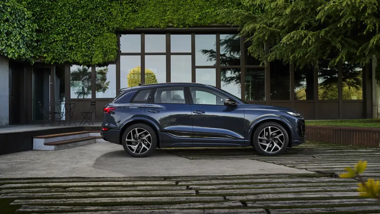 Audi Q6 E Tron 4