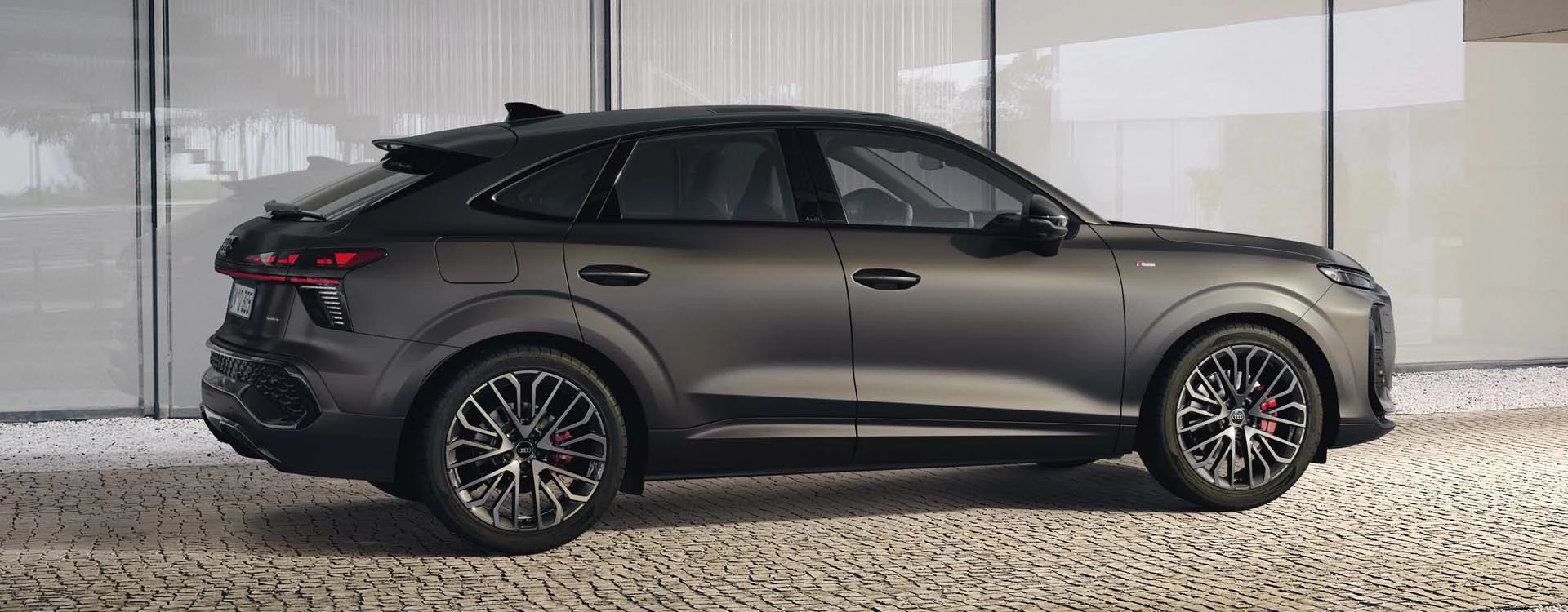 Audi Q3 Sportback Varese Landing