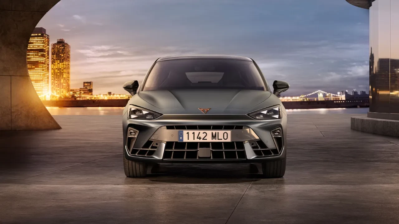 Nuova Cupra Leon 5