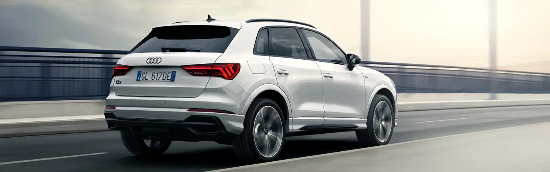 Audi Q3 Identity Black
