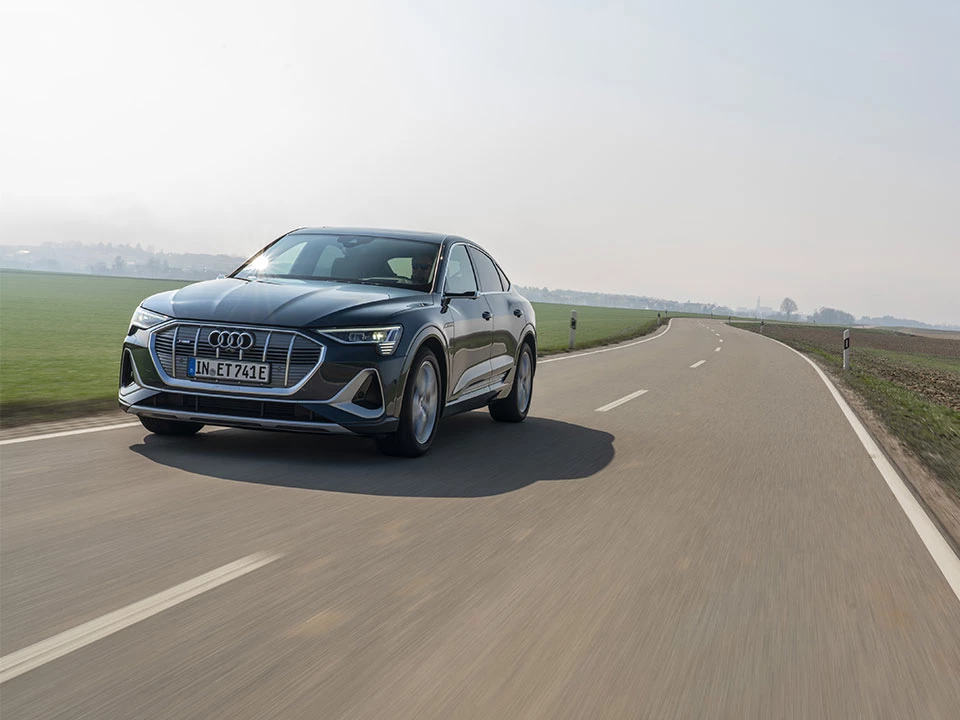 Audi Etron S Sportback Guida