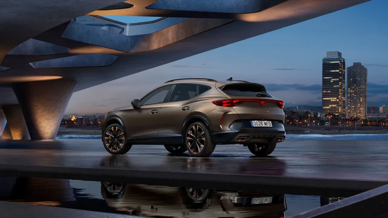 Nuova Cupra Formentor 3