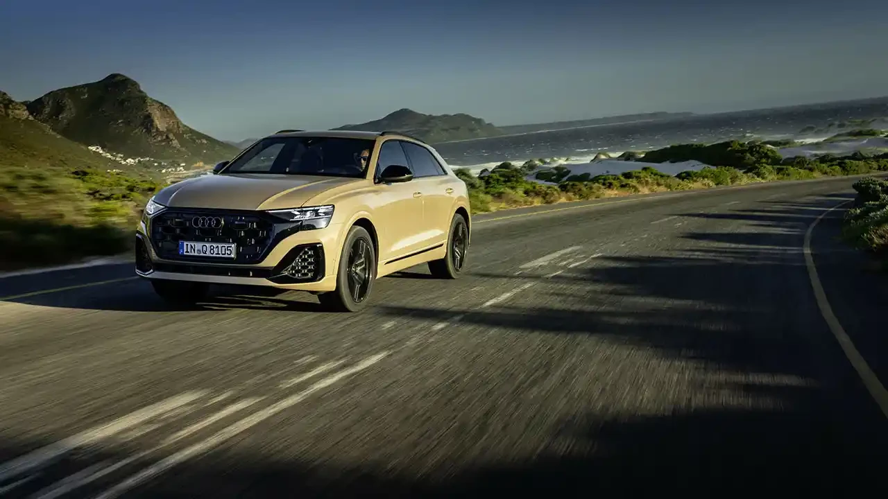 Audi Q8 4