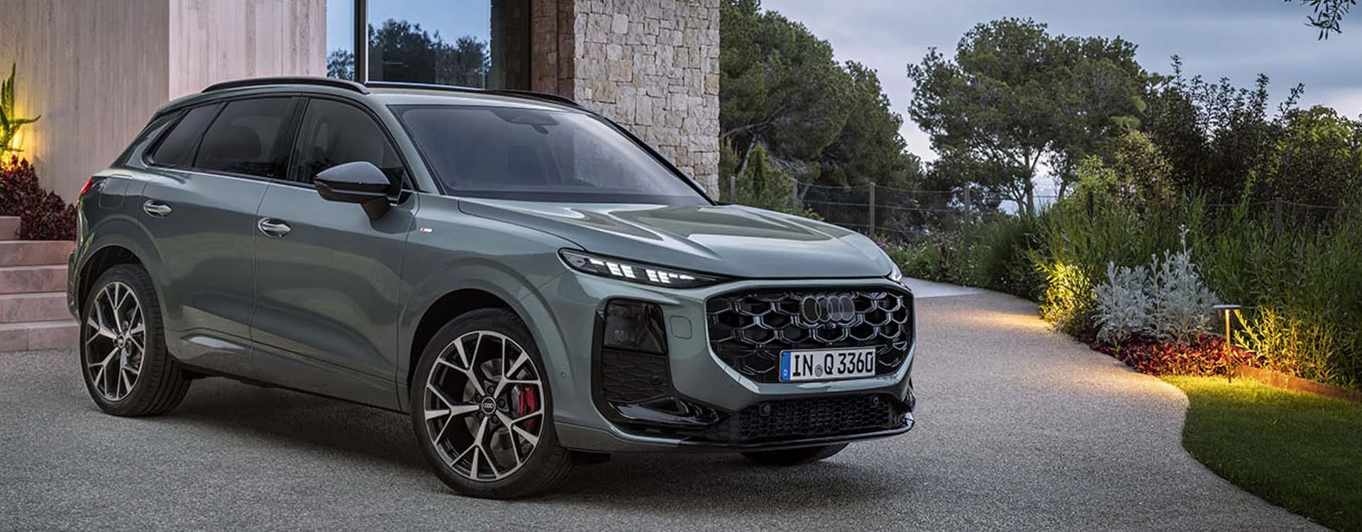 Audi Q3 Varese Landing