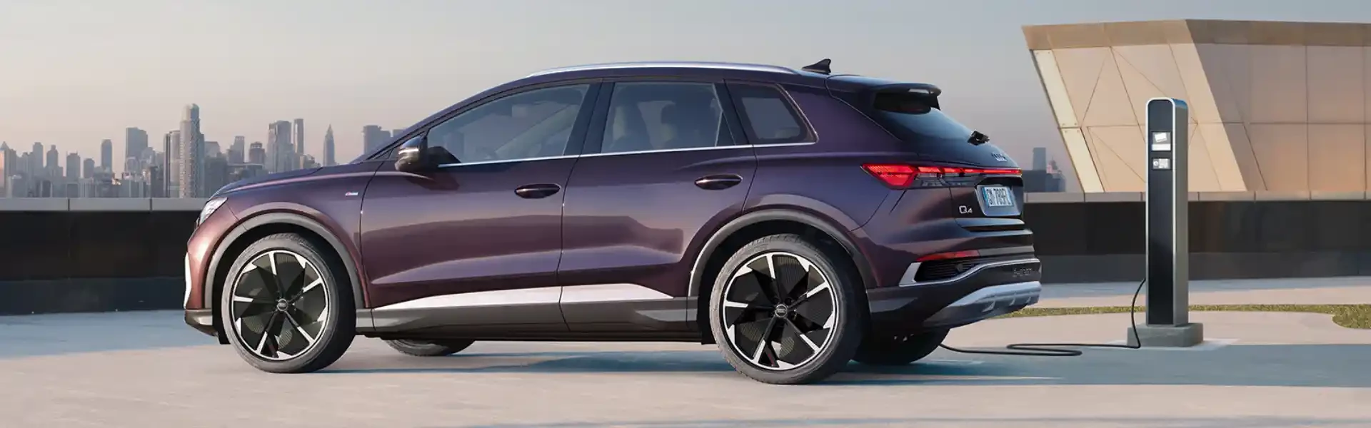 Slider Audi Q4 Etron 35 Evo